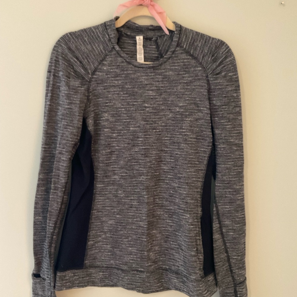 Heathered Gray Long Sleeve Athletic Top